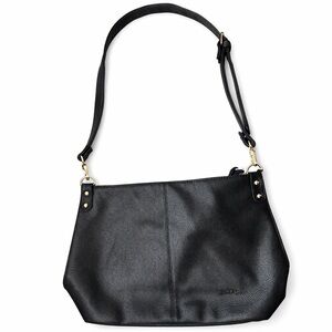 NWOT B.T. Russo pebbled vegan leather Sleek Black LARGE MAGENTIC CLOSURE TOTE